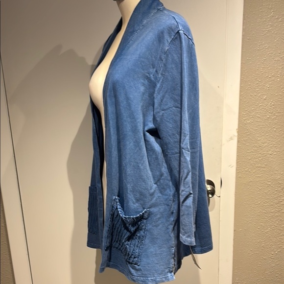 Blue Boxy 3/4 Sleeve  cardigan with Cuffed Neckline Jess and jane - Picture 11 of 16